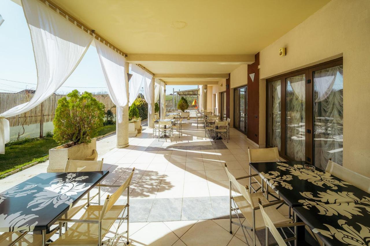 Hotel Aqua Thermal Spa Baile 1 Mai Exterior foto